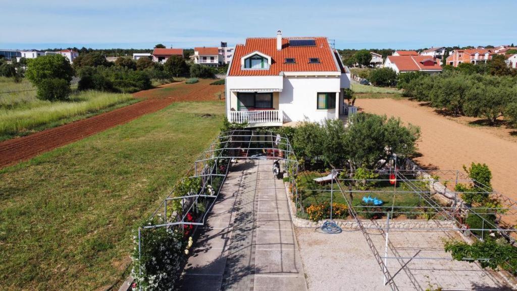 Apartments Marina Sveti Filip i Jakov Eksteriør billede